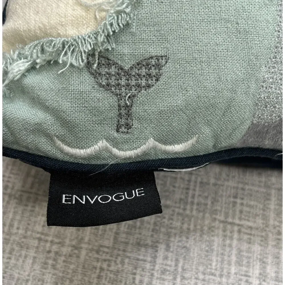 New York City Printed & Embroidered Throw Accent Pillow Square 18x18 Down